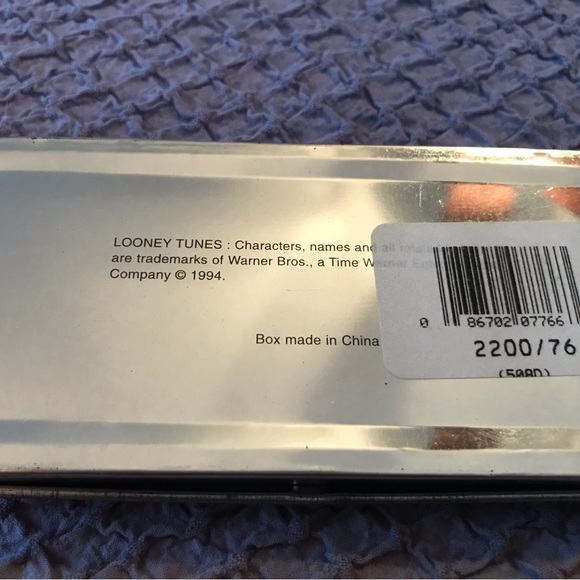 Looney Tunes 1994 Tweety Bird watch. - Picture 8 of 11